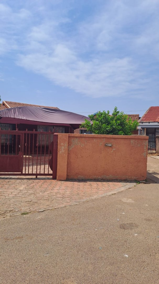 3 Bedroom Property for Sale in Soshanguve K Gauteng