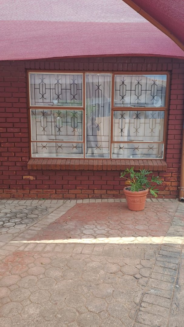 3 Bedroom Property for Sale in Soshanguve K Gauteng