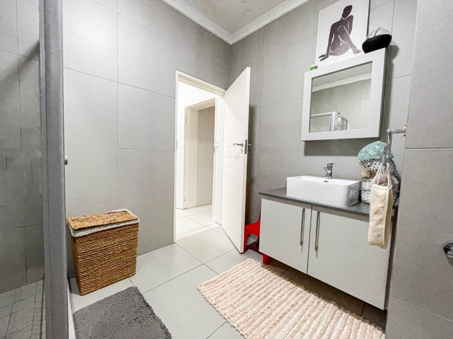 2 Bedroom Property for Sale in Carlswald Gauteng