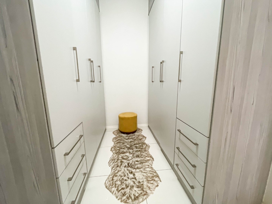 2 Bedroom Property for Sale in Carlswald Gauteng