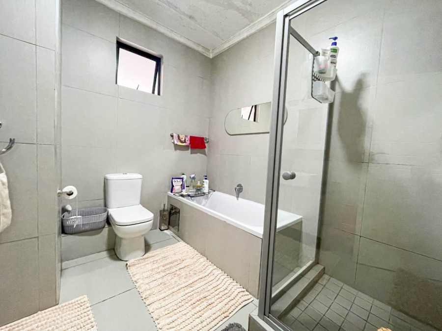 2 Bedroom Property for Sale in Carlswald Gauteng