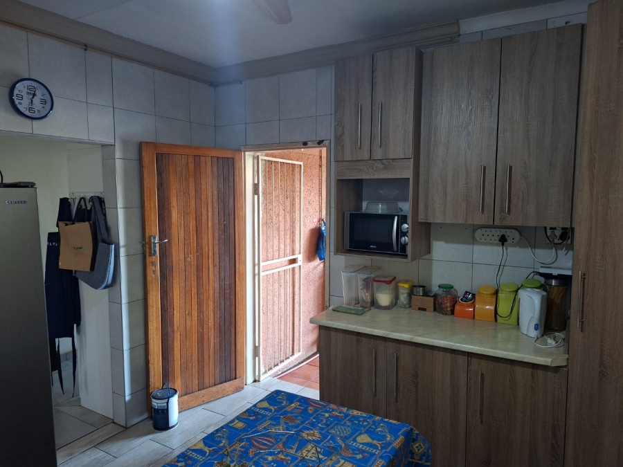  Bedroom Property for Sale in Booysens Gauteng
