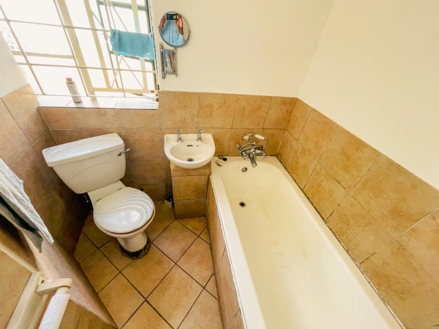 3 Bedroom Property for Sale in Greymont Gauteng