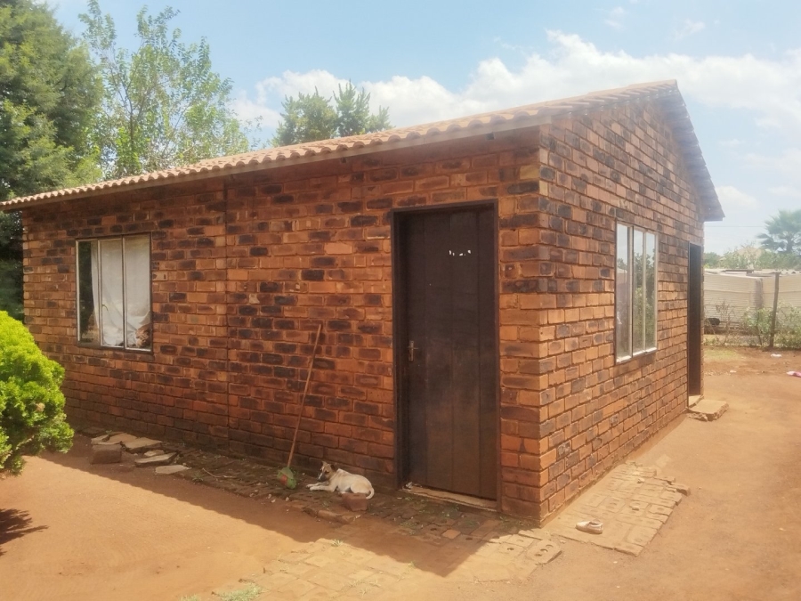 Bedroom Property for Sale in Soshanguve XX Gauteng