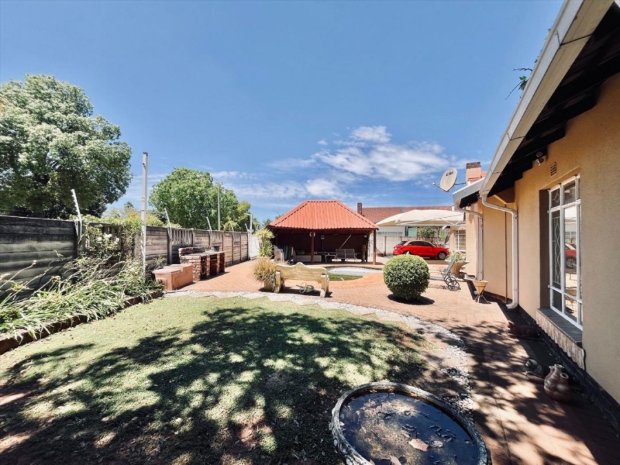 4 Bedroom Property for Sale in Parkrand Gauteng