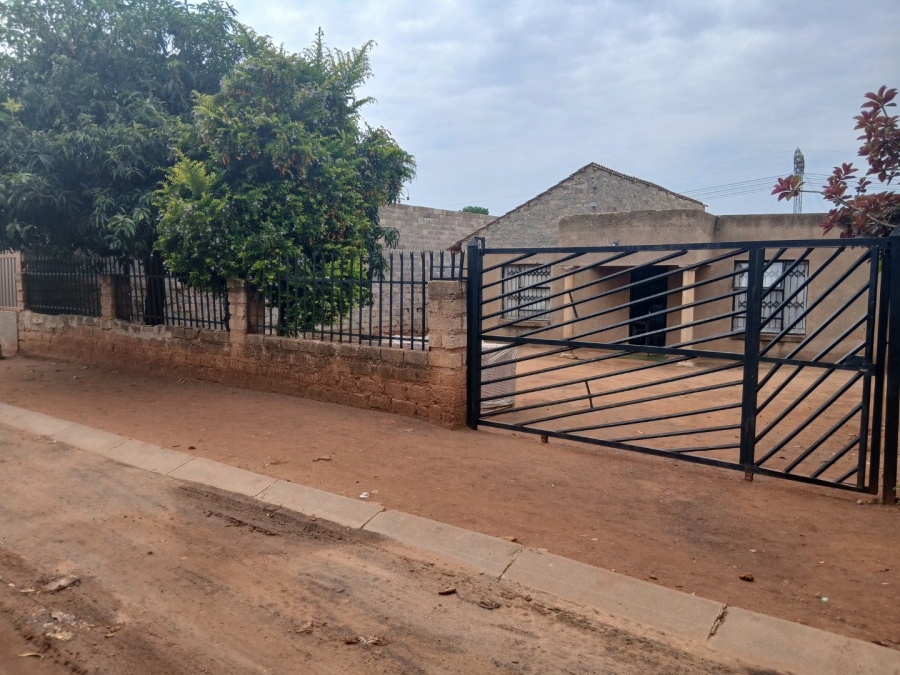 3 Bedroom Property for Sale in Soshanguve South Gauteng