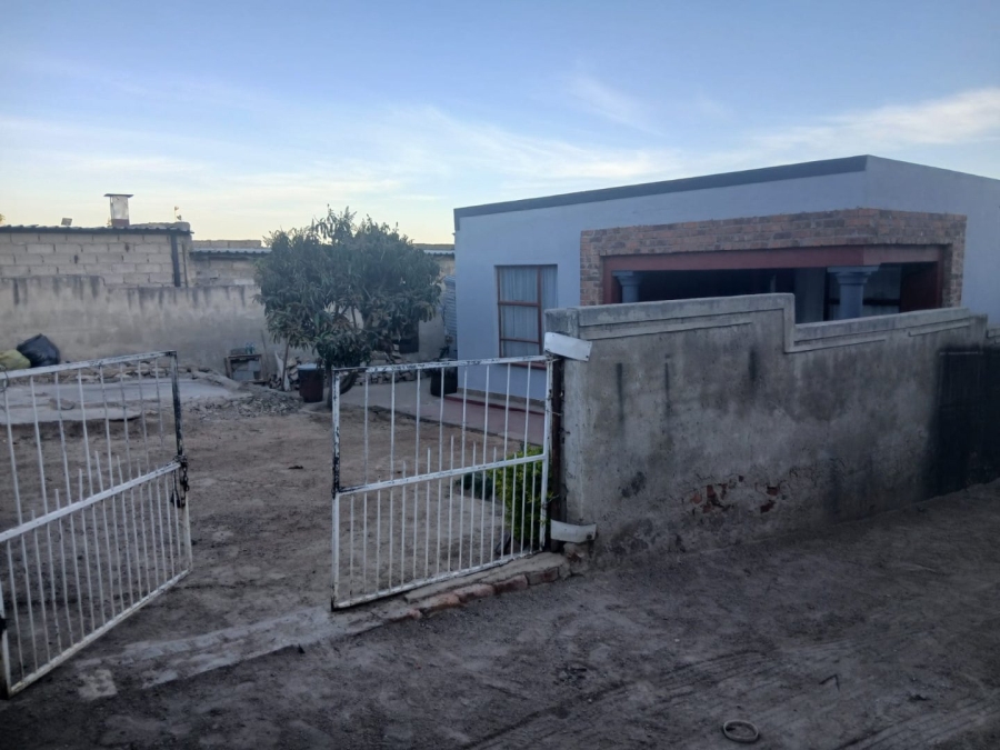 2 Bedroom Property for Sale in Olievenhoutbosch Gauteng