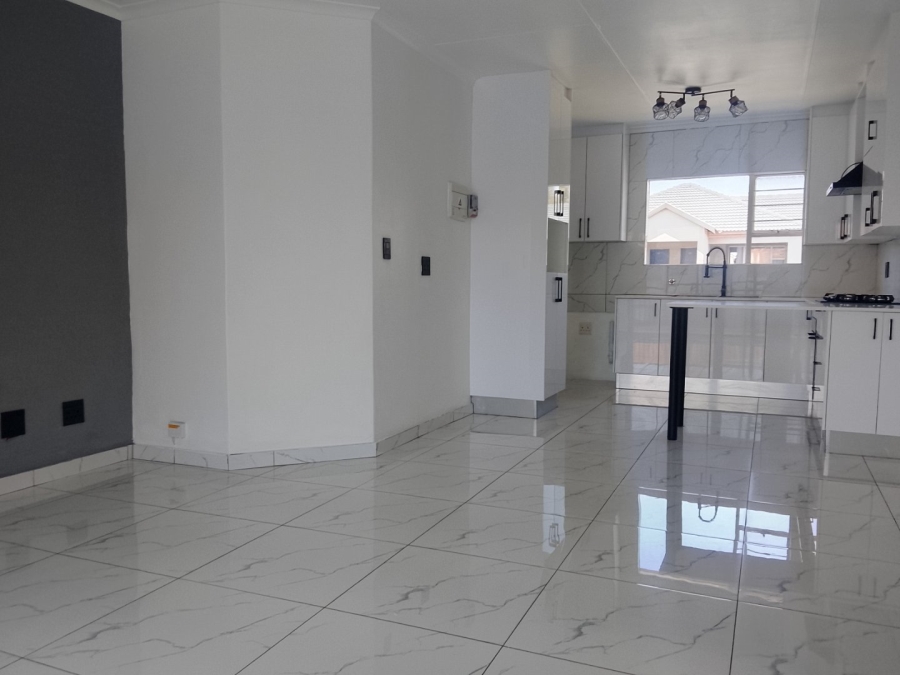 2 Bedroom Property for Sale in Bardene Gauteng