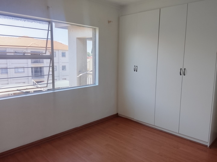 2 Bedroom Property for Sale in Bardene Gauteng
