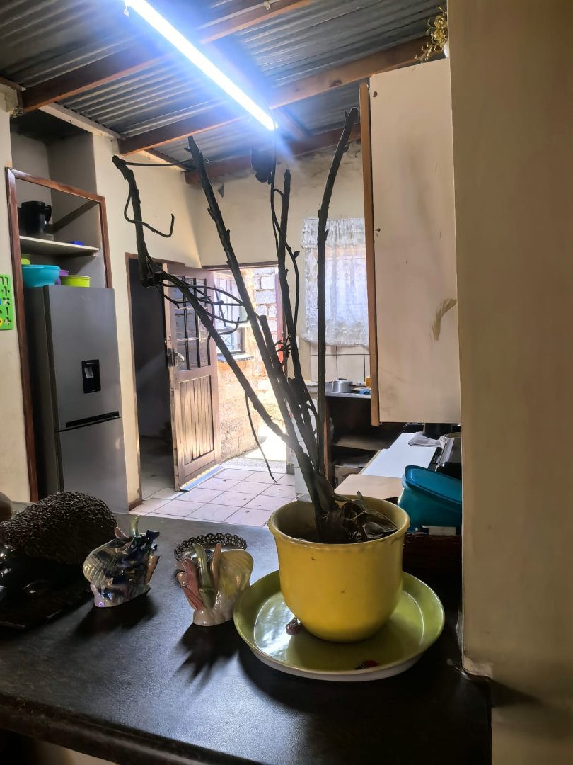 5 Bedroom Property for Sale in Tembisa Central Gauteng