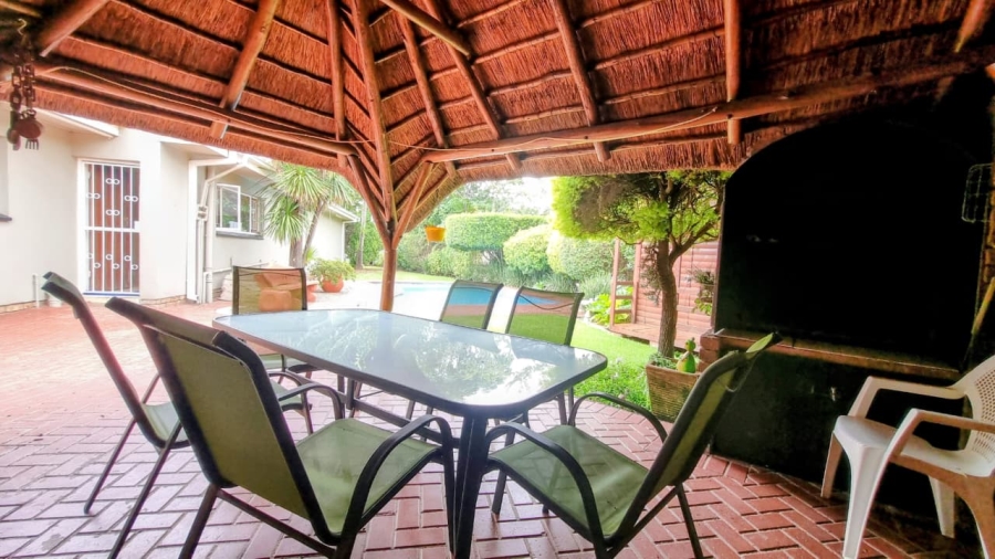 3 Bedroom Property for Sale in Falcon Ridge Gauteng