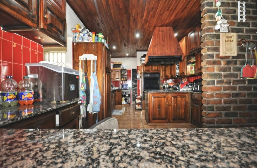 4 Bedroom Property for Sale in Theresa Park Gauteng