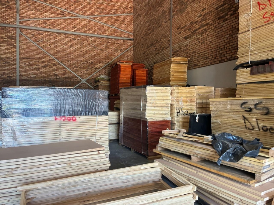 To Let commercial Property for Rent in Meadowdale Gauteng