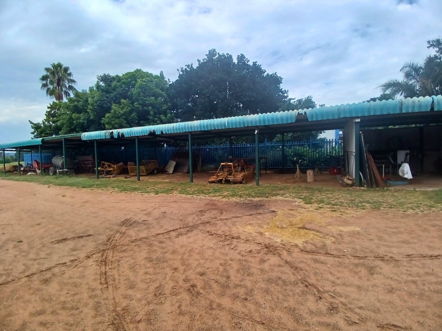 Commercial Property for Sale in Vasfontein AH Gauteng