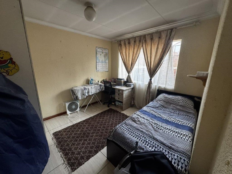 2 Bedroom Property for Sale in Birch Acres Gauteng