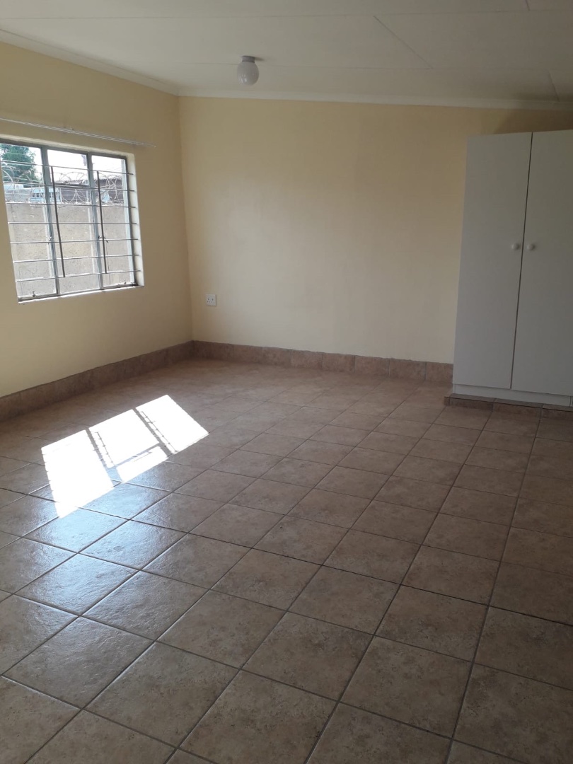 To Let 1 Bedroom Property for Rent in Putfontein Gauteng