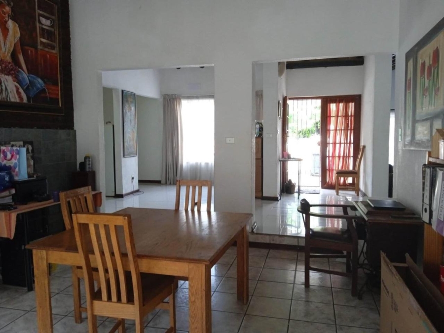 To Let 3 Bedroom Property for Rent in Farrarmere Gauteng
