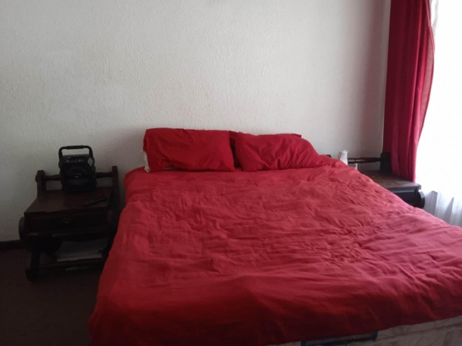 To Let 3 Bedroom Property for Rent in Farrarmere Gauteng