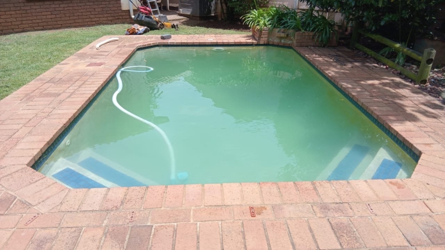 To Let 3 Bedroom Property for Rent in Farrarmere Gauteng