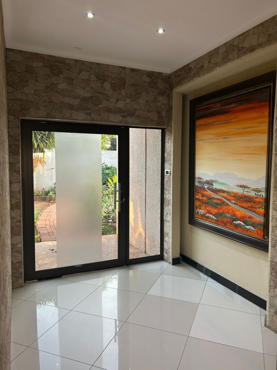 4 Bedroom Property for Sale in Eldoraigne Gauteng