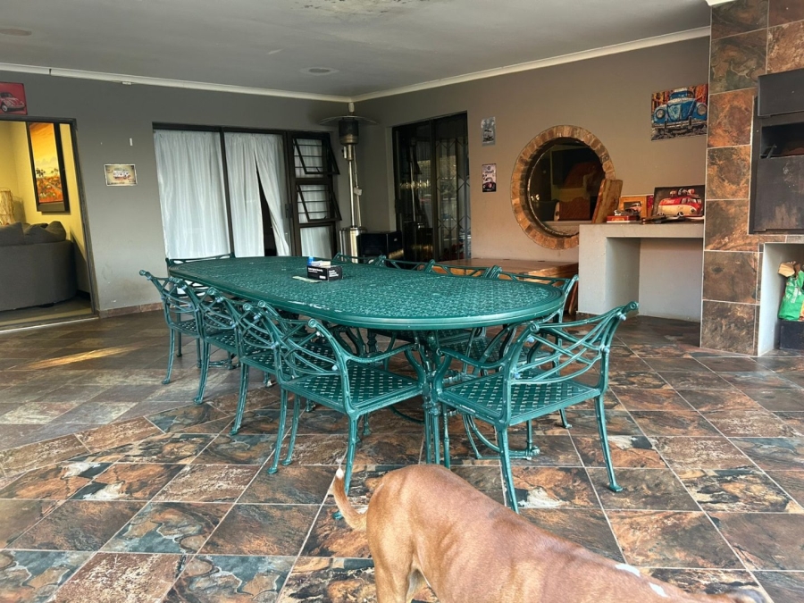 4 Bedroom Property for Sale in Eldoraigne Gauteng