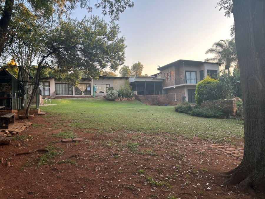 4 Bedroom Property for Sale in Eldoraigne Gauteng