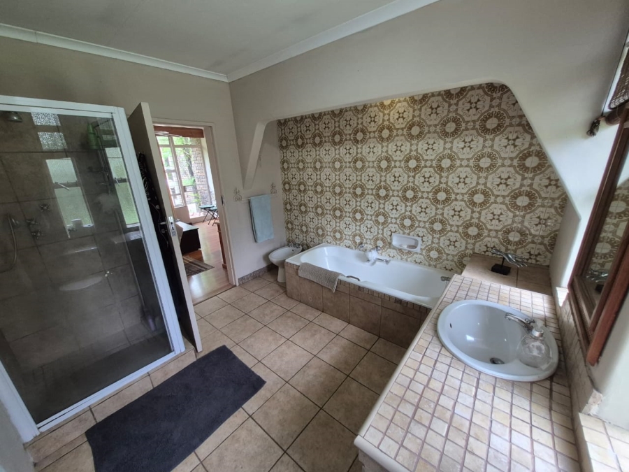 4 Bedroom Property for Sale in Monument Park Gauteng