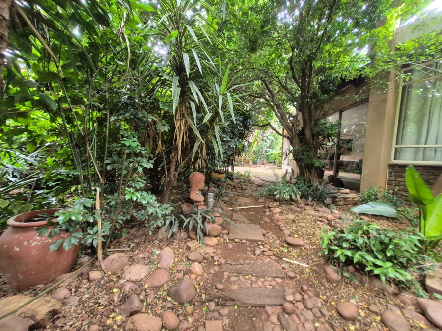 4 Bedroom Property for Sale in Monument Park Gauteng