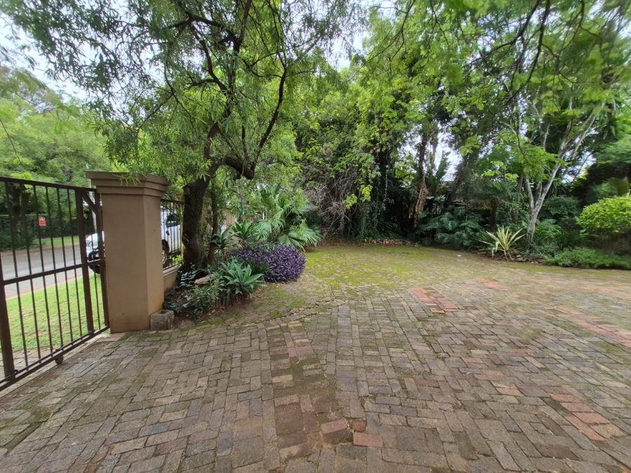 4 Bedroom Property for Sale in Monument Park Gauteng