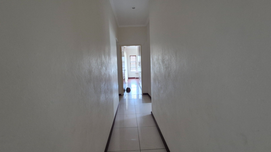 3 Bedroom Property for Sale in Kosmosdal Gauteng