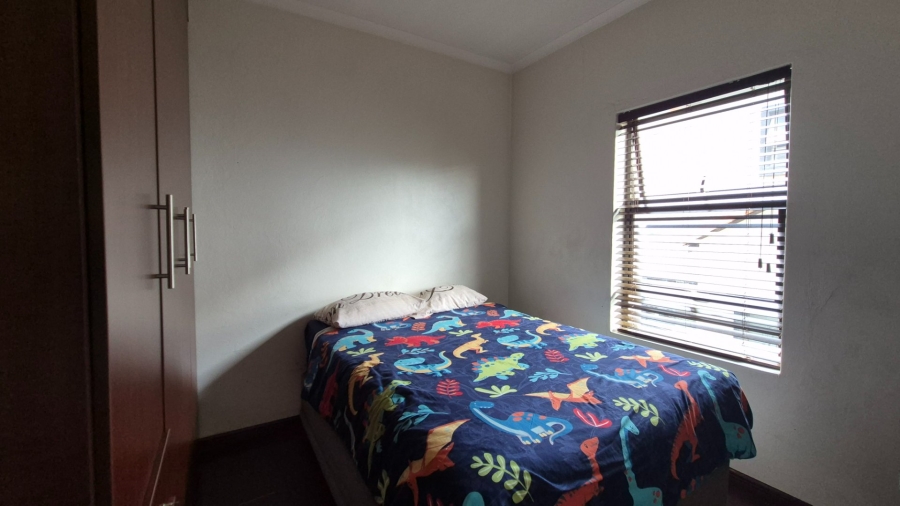 3 Bedroom Property for Sale in Kosmosdal Gauteng