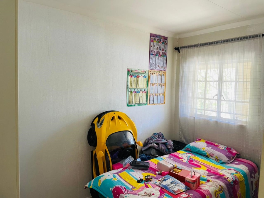 2 Bedroom Property for Sale in Noordwyk Gauteng