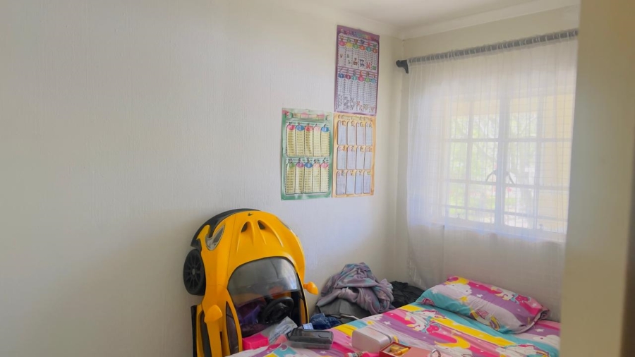 2 Bedroom Property for Sale in Noordwyk Gauteng