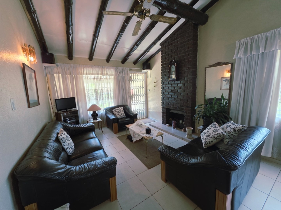 3 Bedroom Property for Sale in Glenanda Gauteng