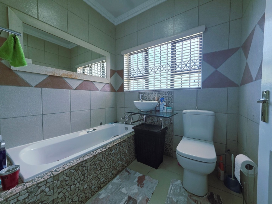 4 Bedroom Property for Sale in Randhart Gauteng