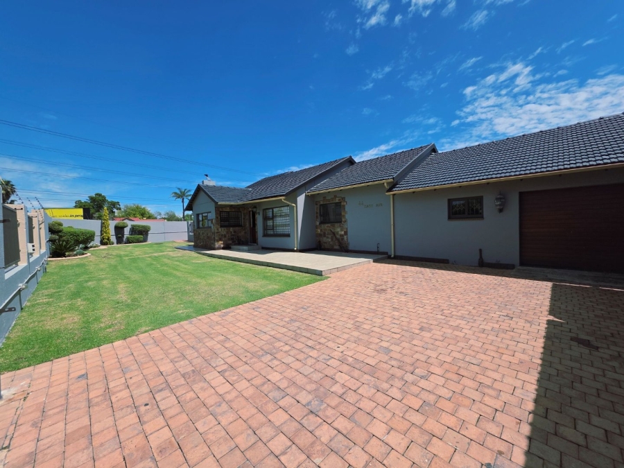 4 Bedroom Property for Sale in Randhart Gauteng