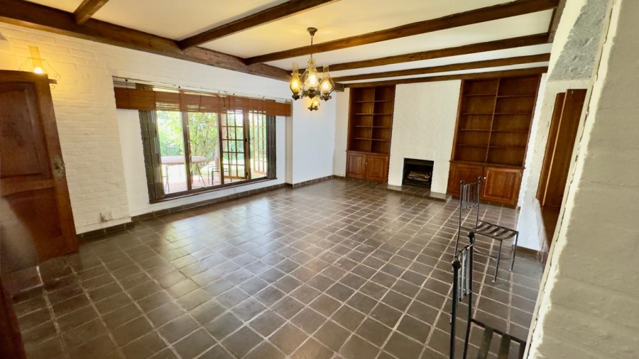 4 Bedroom Property for Sale in Waterkloof Heights Gauteng