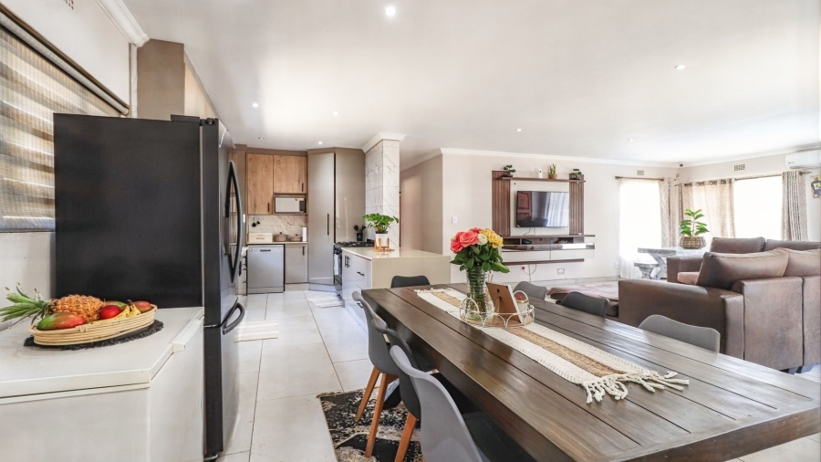 4 Bedroom Property for Sale in Sunnyridge Gauteng