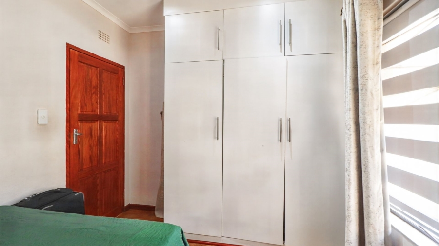 4 Bedroom Property for Sale in Sunnyridge Gauteng