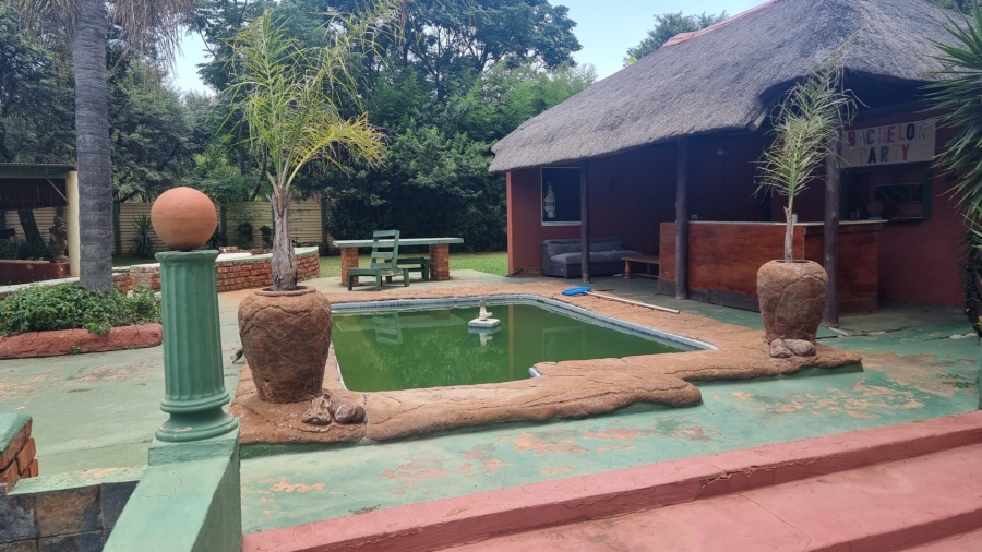 Commercial Property for Sale in Kameeldrift West Gauteng