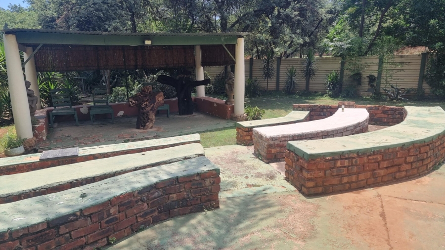 Commercial Property for Sale in Kameeldrift West Gauteng