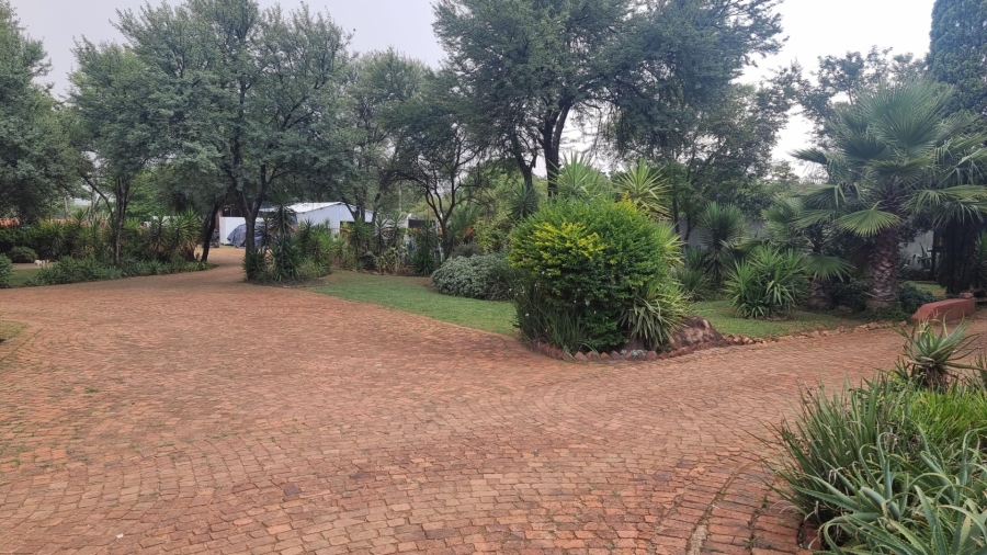 Commercial Property for Sale in Kameeldrift West Gauteng