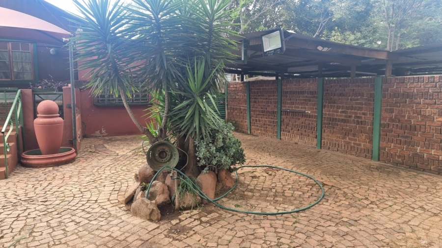 Commercial Property for Sale in Kameeldrift West Gauteng