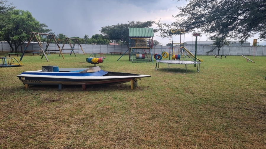 Commercial Property for Sale in Kameeldrift West Gauteng