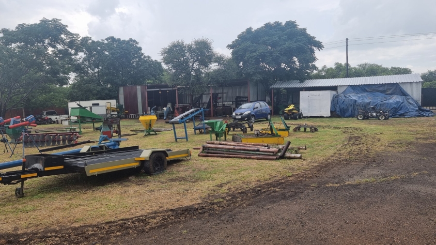 Commercial Property for Sale in Kameeldrift West Gauteng