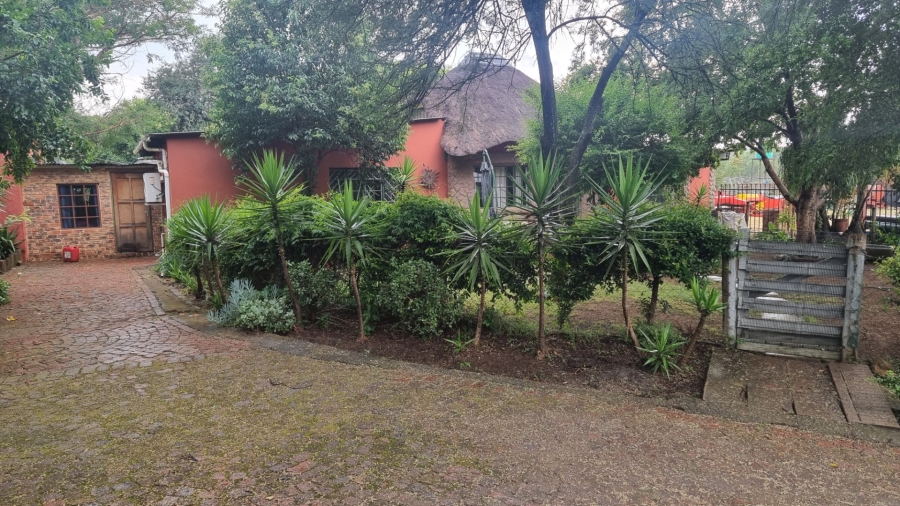 Commercial Property for Sale in Kameeldrift West Gauteng