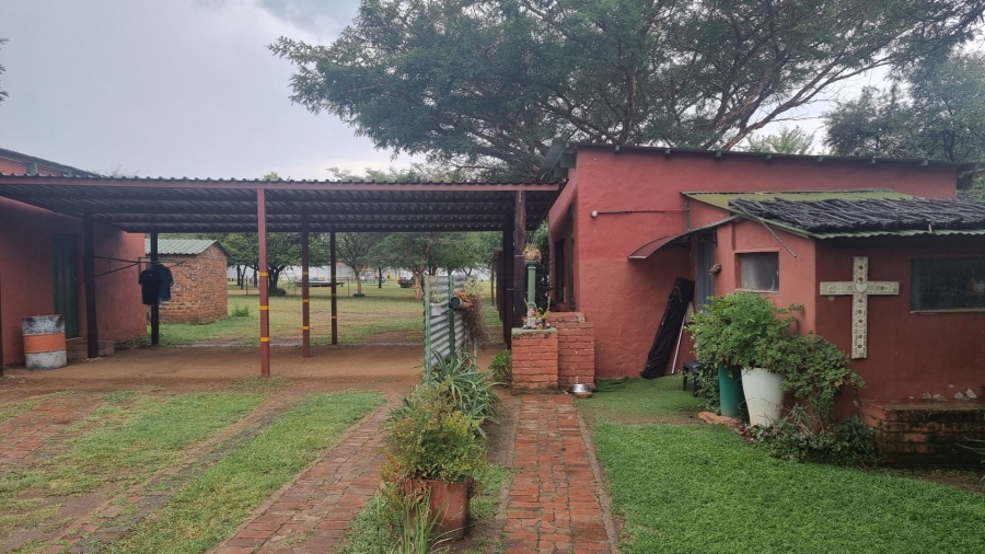 Commercial Property for Sale in Kameeldrift West Gauteng