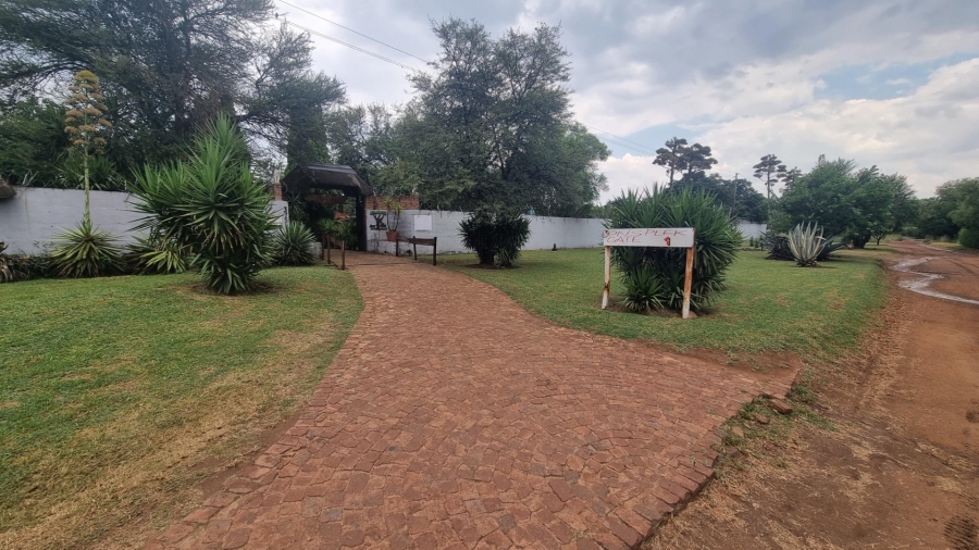 Commercial Property for Sale in Kameeldrift West Gauteng