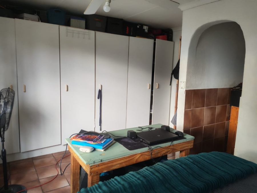 Commercial Property for Sale in Kameeldrift West Gauteng