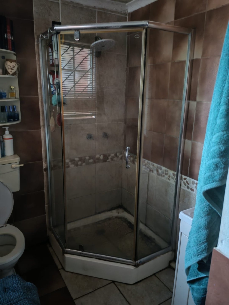 Commercial Property for Sale in Kameeldrift West Gauteng